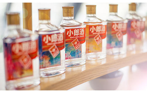 白酒重量為什么比水輕？白酒的容積與重量如何換算？