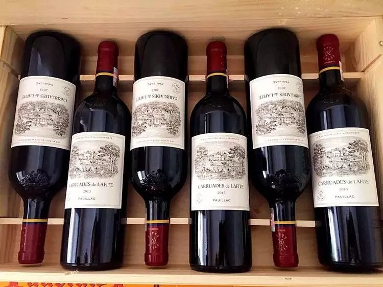 什么叫干紅葡萄酒，什么叫半干紅葡萄酒？