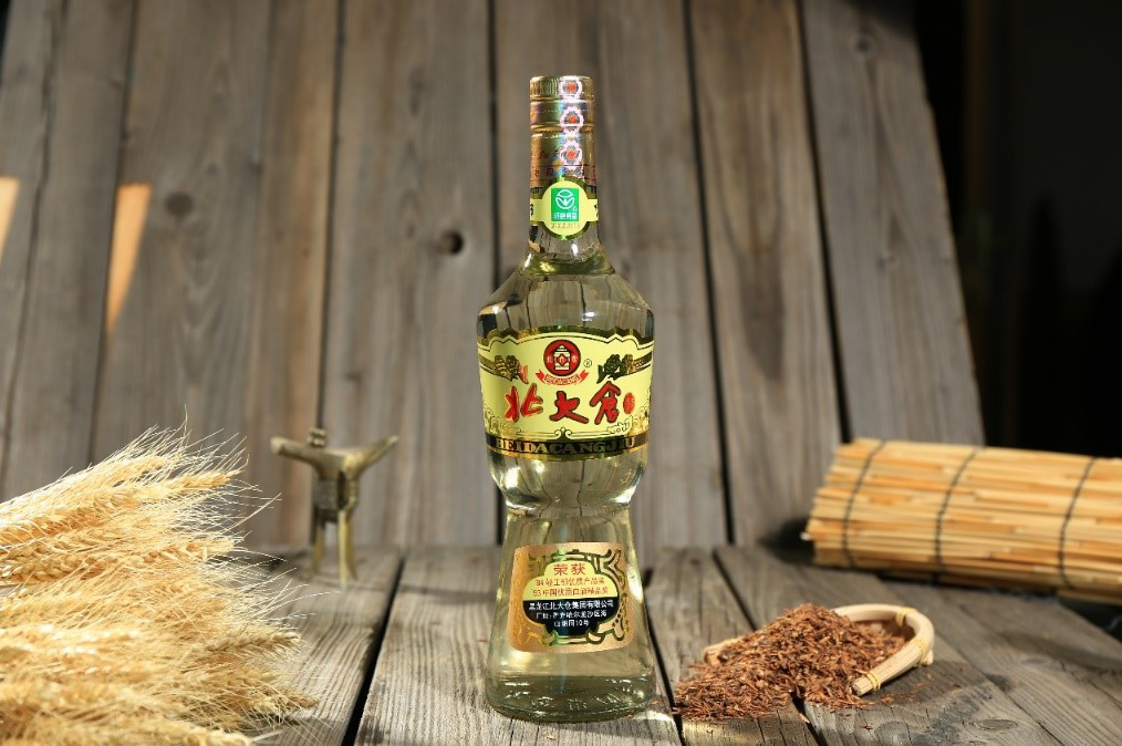 醬酒+高檔光瓶酒的“雙風口”，將會成為誰的“隱形翅膀”？