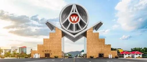 五糧液釋放龍頭企業(yè)價值！