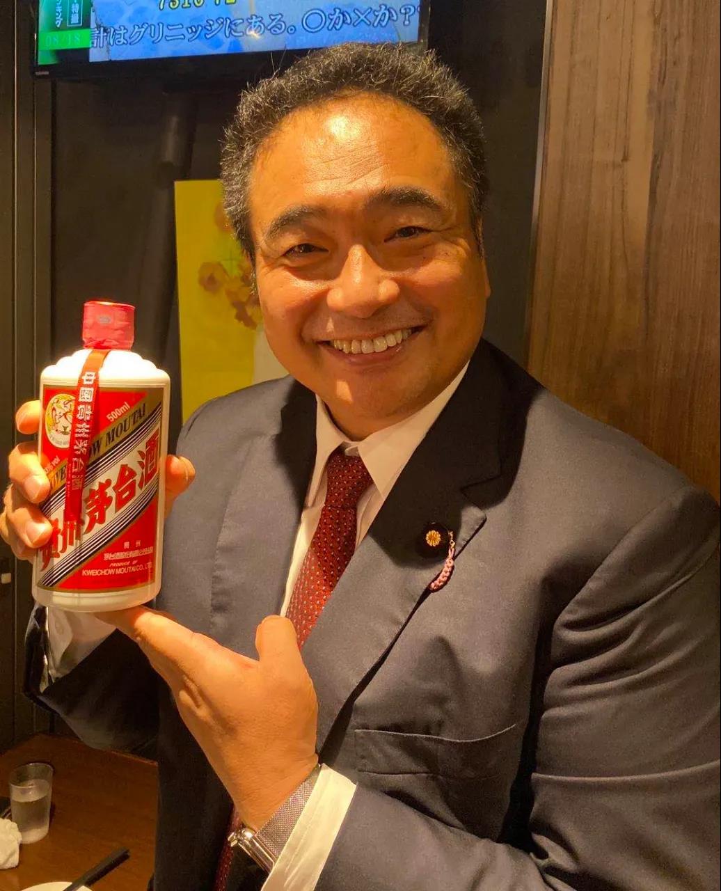 茅臺酒助力旅日藝術(shù)家交流展，與中日友人共話后疫情時代發(fā)展