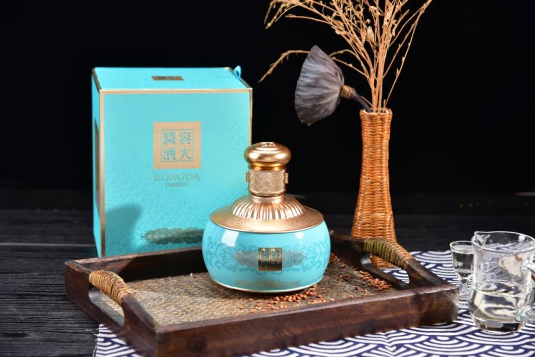 容大醬酒上市不到一月，4大區(qū)域簽約近800家代理商