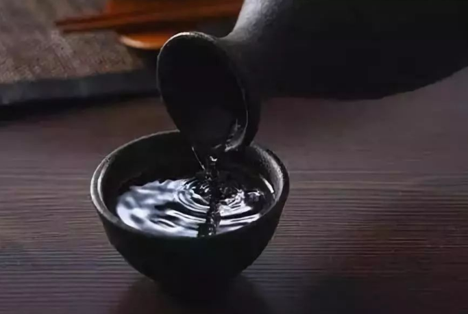 白酒的儲藏時間以及方式