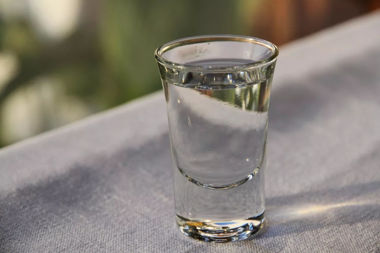 哪些人不宜飲白酒？有什么人？