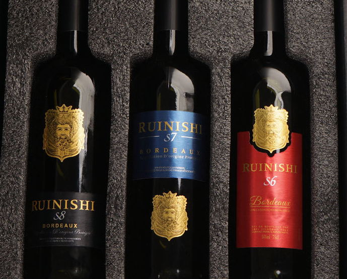 衣服上的酒漬怎么清洗，香檳酒漬怎么洗？