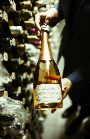 法國(guó)布魯諾香檳價(jià)格(法國(guó)香檳酒品牌與價(jià)格)