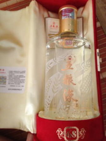 68度紅盒五糧液價(jià)格(2002年五糧液紅盒68度價(jià)格表)