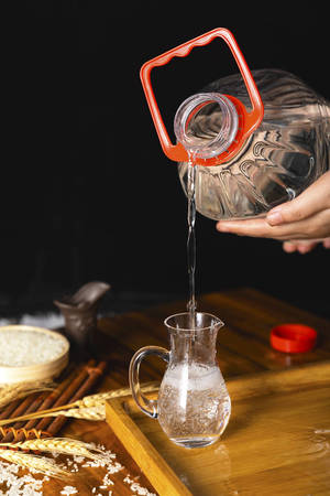 白酒專賣(mài)店怎么開(kāi)(如何開(kāi)白酒專賣(mài)店)
