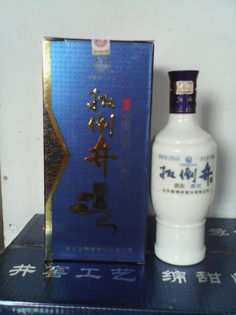 北京青花瓷42度5年原漿多少錢(qián)(北京青花瓷42度5原漿價(jià)格)
