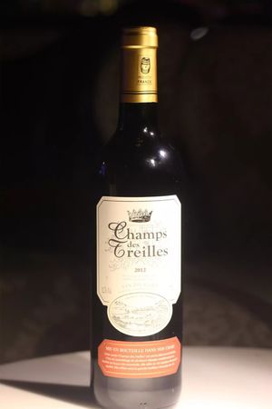 香榭麗干紅葡萄酒2011的價錢(法萊雅干紅葡萄酒2011價格)