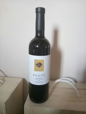 金獎(jiǎng)鳳酒多少錢(老獎(jiǎng)鳳酒多少錢)