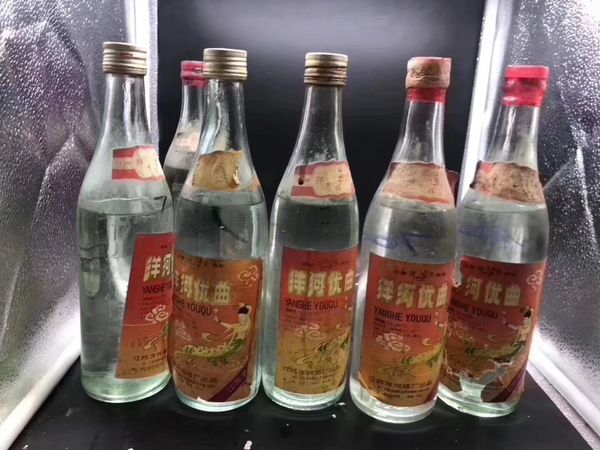 茅臺(tái)酒貢酒多少錢一瓶(茅臺(tái)貢酒多少錢一瓶?)
