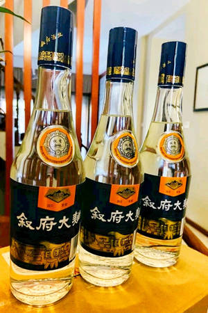 赤貴白酒(貴和赤脈酒價(jià)格)